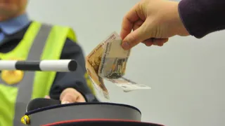 Брянский суд вынес приговор гаишникам-взяточникам