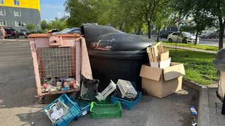 Жителям Брянской области объяснили, что делать при нехватке мусорных контейнеров