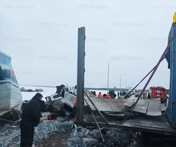 20-летний брянский дальнобойщик погиб в ДТП в Калужской области