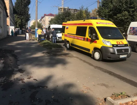 В Брянске в ДТП с маршруткой пострадали несколько человек (фото)