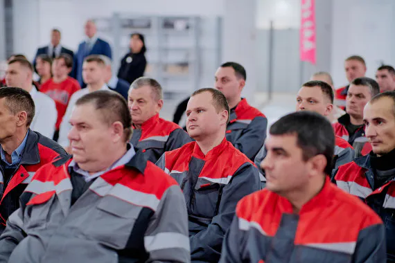 АПХ «Мираторг» подвел итоги работы в 2023 году на новой базе в Выгоничском районе: видеорепортаж