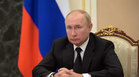 Владимир Путин наградил главу администрации Щебекинского городского округа