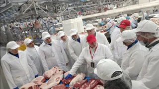 "Мираторг" развивает систему прямого потребительского контроля, приглашая независимые инспекции  клиентов на производственные активы
