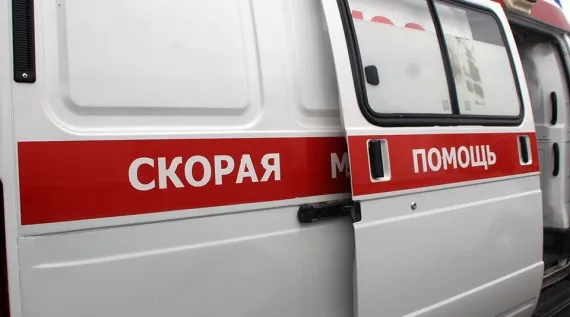 В Гордеевке легковушка сбила мужчину с 3-летней девочкой на руках