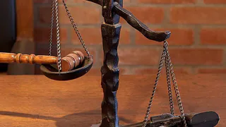 Брянский предприниматель судится с медицинским предуниверсарием из-за контракта