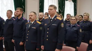 В Брянской области пятерых следователей наградили медалями за службу в особых условиях