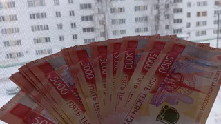 Кому из брянцев повысят зарплату в 2026 году