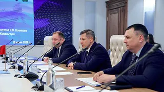 Ковальчук рассказал Новикову какие дороги приведут в порядок в Брянской области в 2026 году