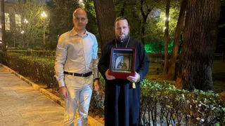 В Пекине установили созданный дятьковскими мастерами образ князя Олега Брянского