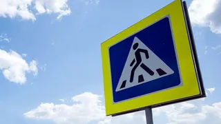 На проспекте Московском в Брянске водитель сбил школьницу и скрылся