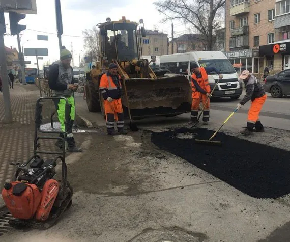 За год в Брянске отремонтировали более 50 километров дорог
