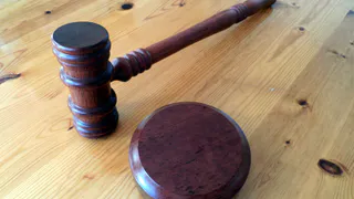 Брянский суд отказал Соцфонду во взыскании переплаты пенсии со студентки