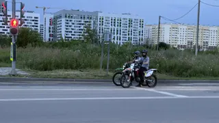 Под Брянском у Партизанской поляны насмерть разбился байкер 32 лет
