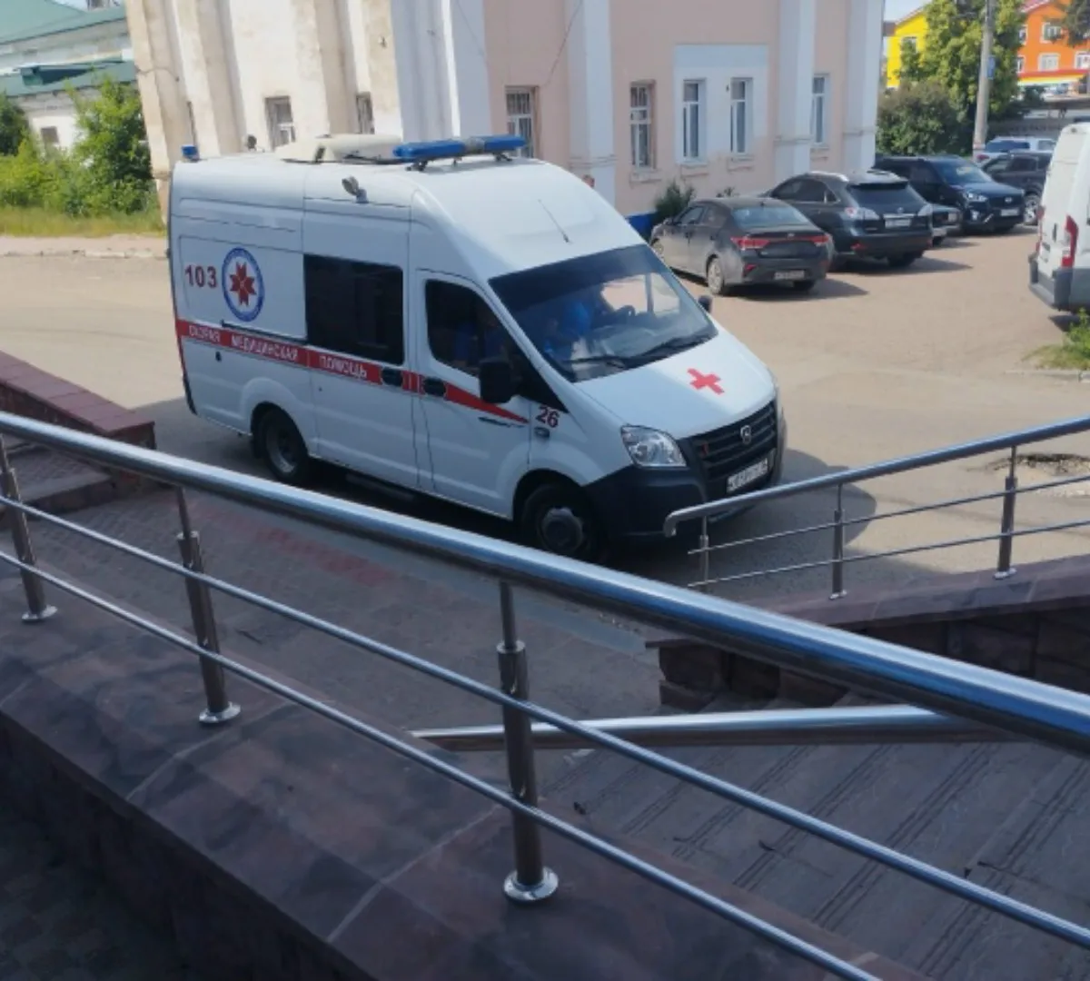 В Брянской области сотрудник «Куриного царства» скончался на рабочем месте