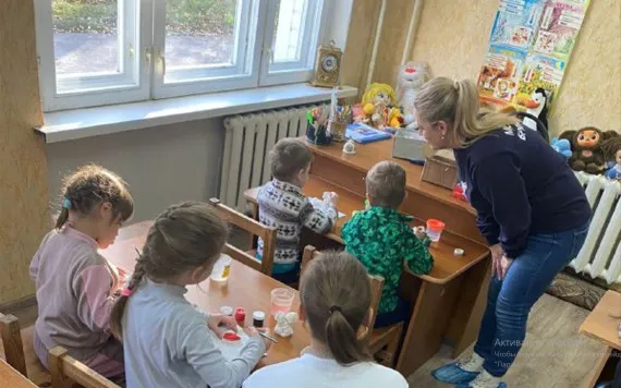 В Дятьковском районе для воспитанников центра соцпомощи провели мастер-класс