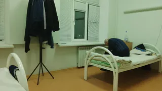 Брянские хирурги провели уникальную операцию и спасли ногу пожилому мужчине