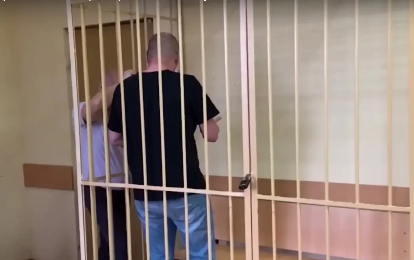 В Брянске вынесен приговор бывшему подполковнику за взятки на 640 тыс. рублей