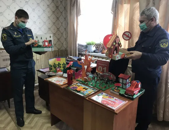 На Брянщине подводят итоги конкурса детско-юношеского творчества по пожарной безопасности