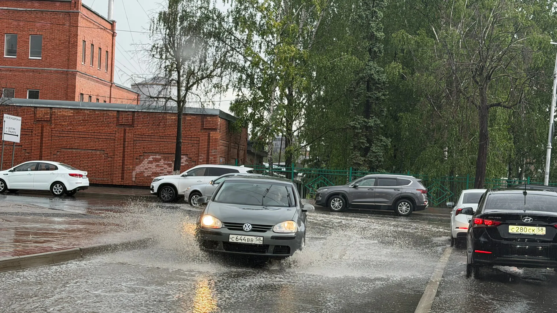 Адская жара под +40 и ураганы: синоптики Гидрометцентра дали новый прогноз на лето 2026 года