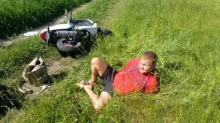 Брянские пограничники задержали скутериста с 12 саженцами конопли