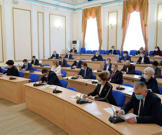 99% брянских чиновников вакцинированы от коронавируса