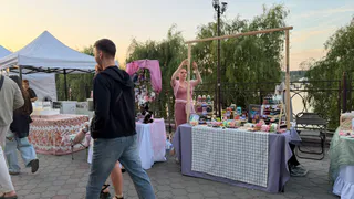 Как отвечать на вопрос “Как дела?”, чтобы не притягивать лишние проблемы: простая фраза на каждый день
