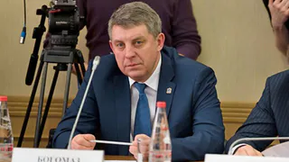Пиар- слажба Брянского губернатора попыталась учить фермеров работать