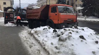 В мэрии Брянска объяснили нечищеные дороги природной аномалией