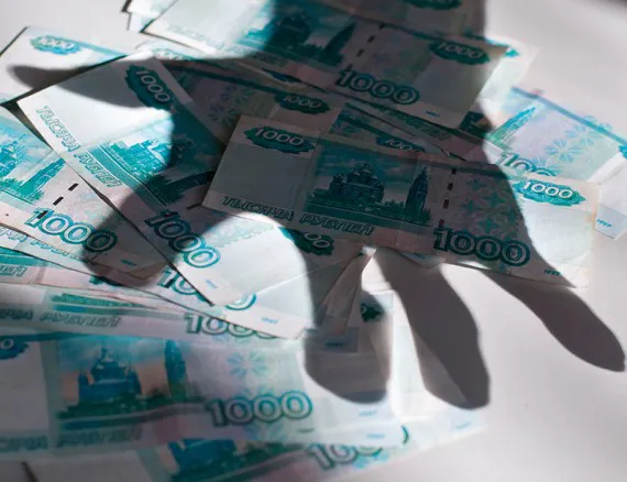 В Брянске будут судить чиновника, укравшего из казны полмиллиона рублей