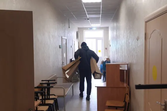 Осужденные помогли подготовить к открытию школу музыкальных искусств в Сураже