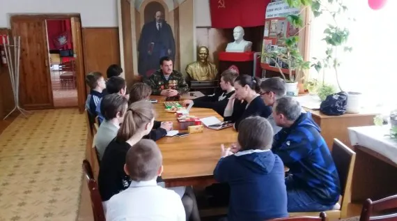Андрей Архицкий рассказал брянской молодёжи о войне в Афганистане