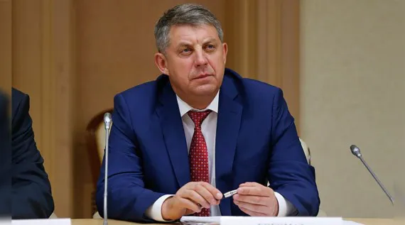 Губернатор Брянской области дал интервью на канале «16 негритят»