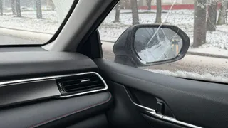 С жительницы Клинцов Брянской области взыскали более 450 тысяч рублей за ввоз Tesla