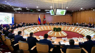 Брянский губернатор принял участие в заседании Совета при полпреде Президента в ЦФО