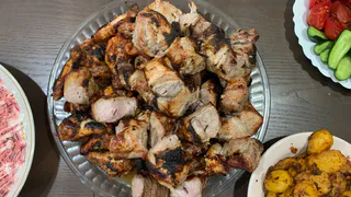 Шашлык по-армянски на майские: маринад от повара, после которого мясо получается нежным и ароматным