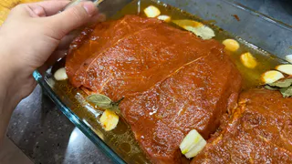 Всего 2 продукта для маринада: мясо и рыба получаются настолько нежными, что тают во рту — готовьте хоть шашлык, хоть стейк