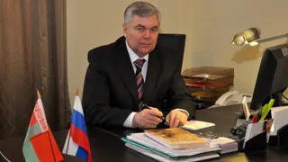 Виктор Малашенко назвал пенсионную реформу крепостничеством и вышел из Единой России