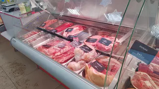 Что не так с мясом из «Светофора» -  почему оно дешевое и стоит ли его покупать 