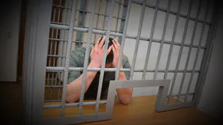 В Брянске 18-летнего юношу будут судить после гибели мужчины на остановке