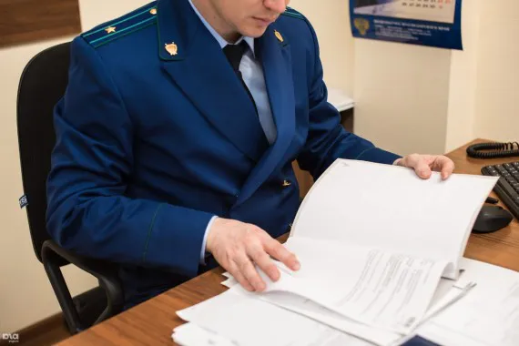 Администрации Злынковского района не устранила нарушения в срок