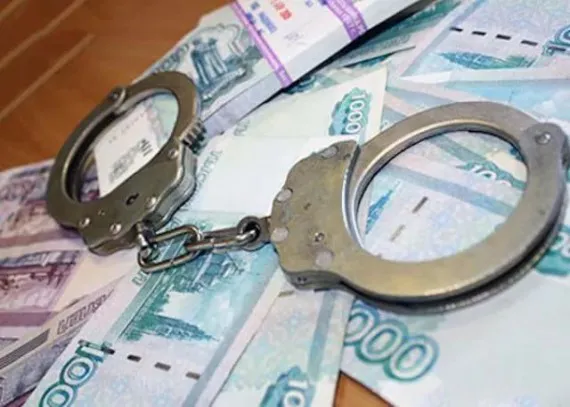 Директор брянской строительной компании не заплатил 26,7 млн рублей налогов